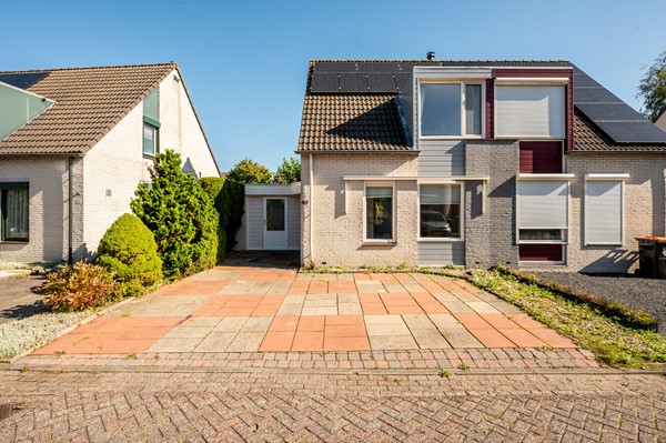 Foto - Onder bod: De Sallandse Roe 40, 8252 JW Dronten